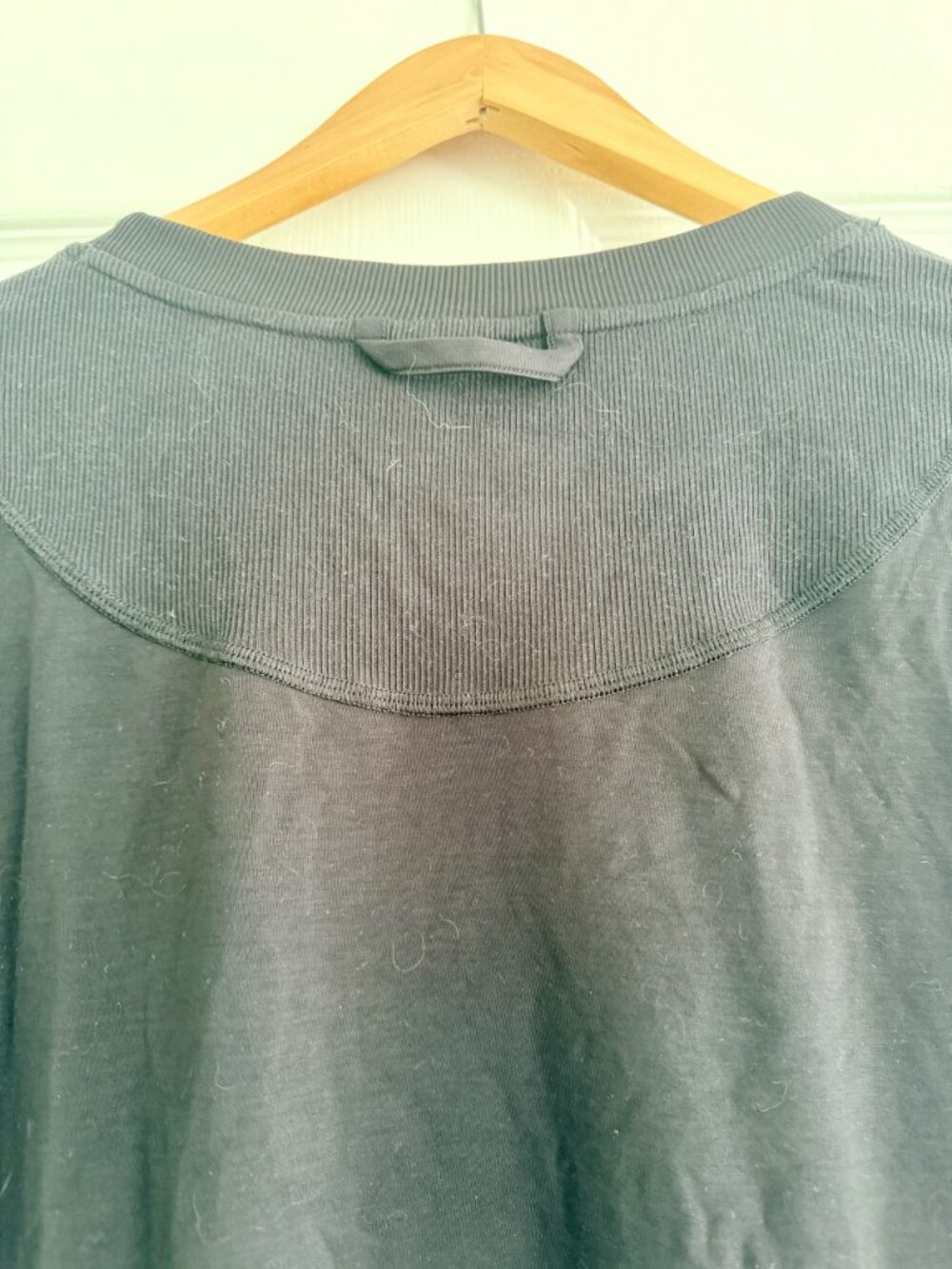 JoyLab Black Onyx Oversized Boxy Cropped Tee Size L NWT - Picture 5 of 6
